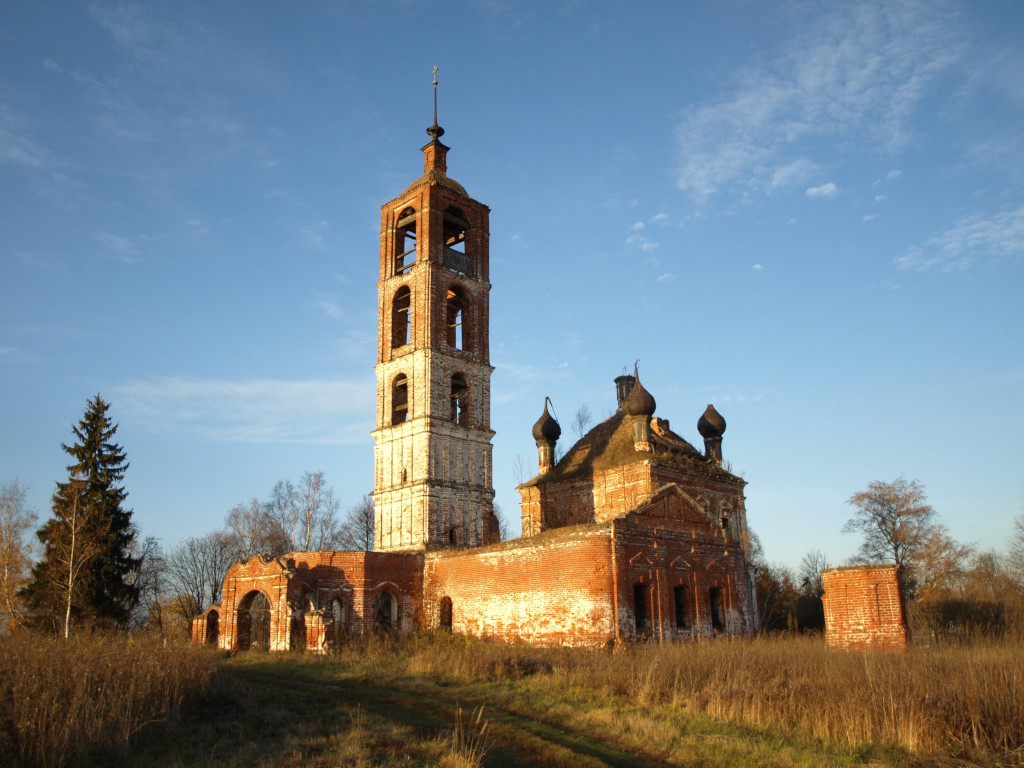 Ивановское и Георгиевская церковь