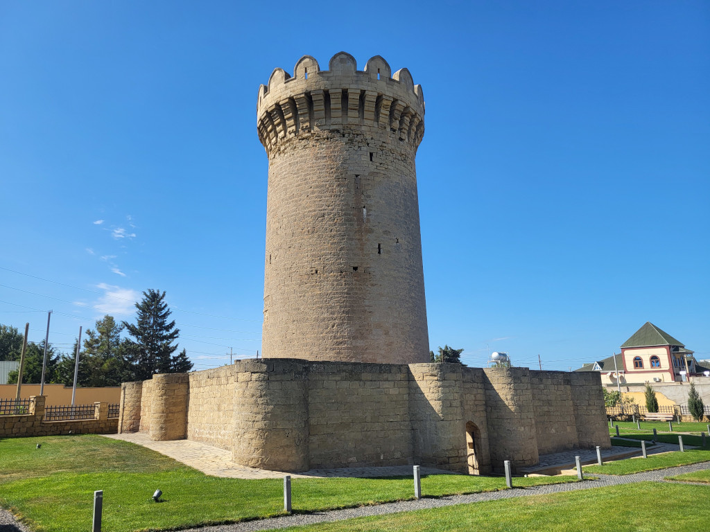 Малый Мардакянский замок