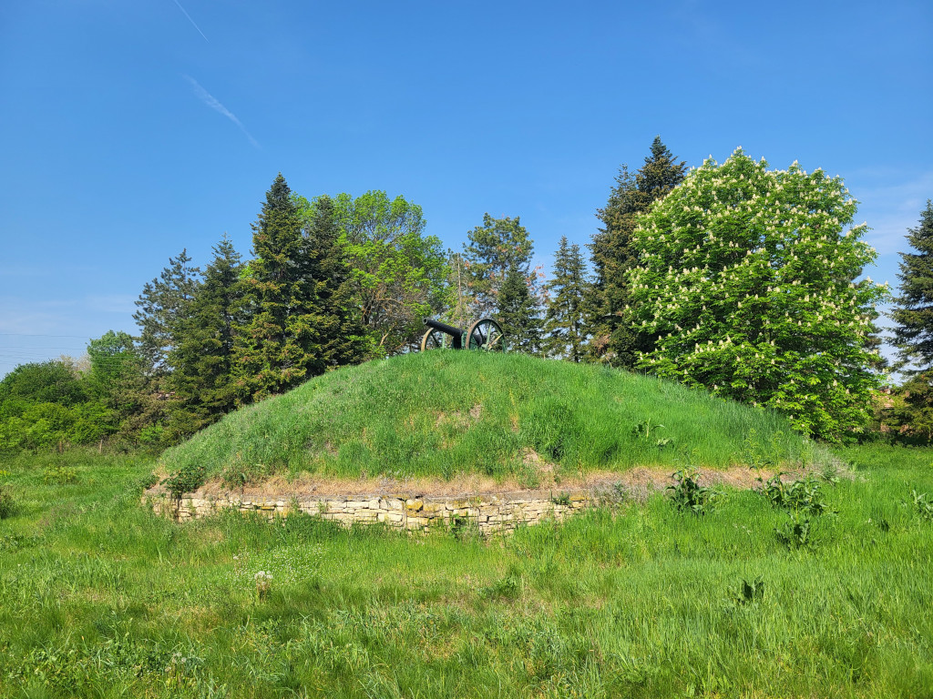 Горна-Студена, русские памятники