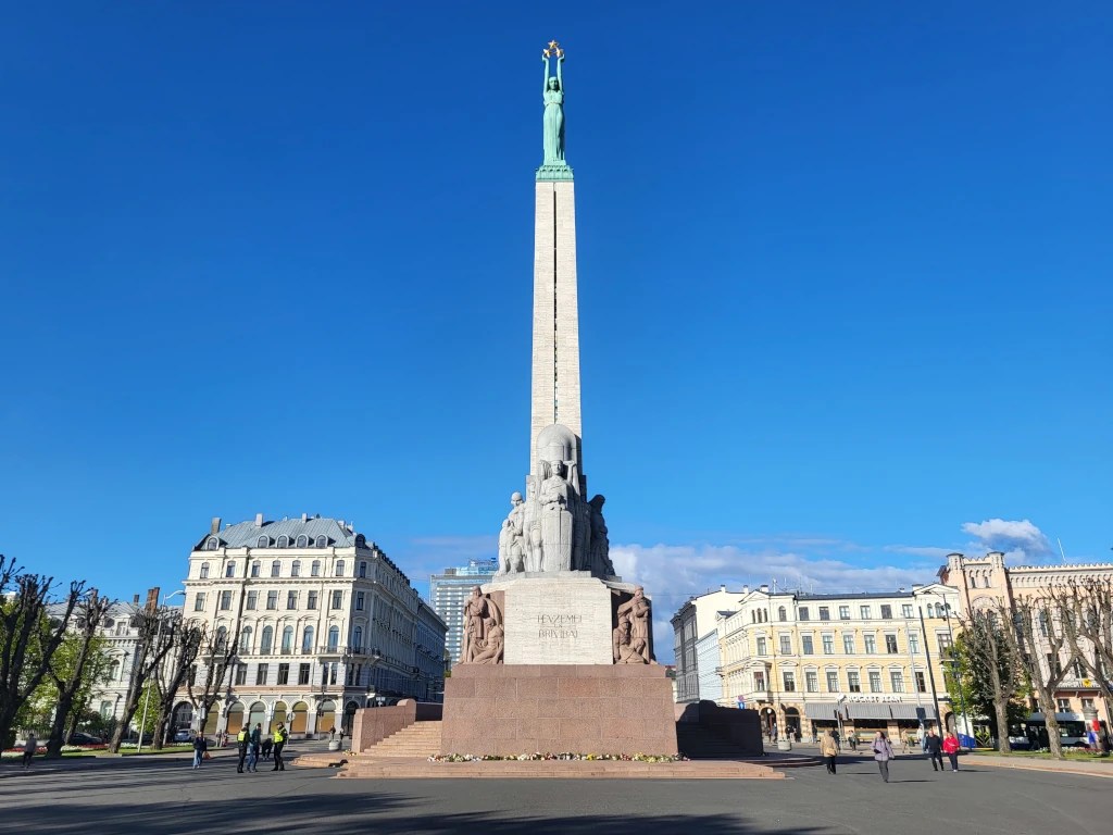 Рига, памятник Свободы